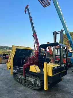 Tombereau sur chenilles 2007 Yanmar C30R (8)
