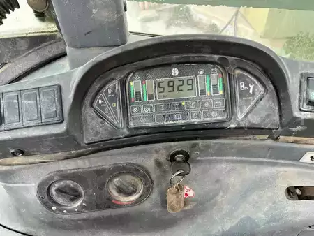 Rigid Backhoe Loader 1998 Fiat-Hitachi FB200-4PS (9)