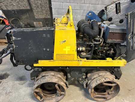 Compactadores de lixo 2001 BOMAG BMP851 (3)