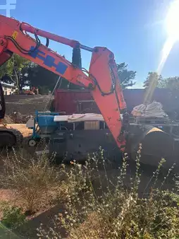 Pelles sur chenilles 1999 Fiat-Hitachi EX215 (4)