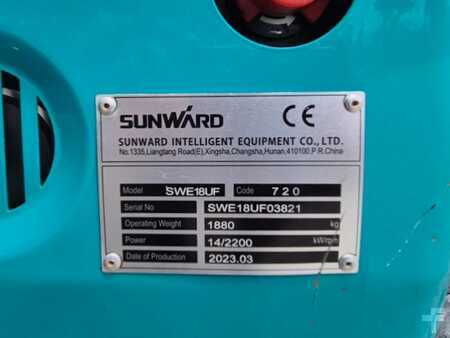 Mini-koparki 2023 Sunward SWE18UF (10)