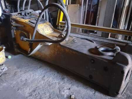 Beltegraver 2005 JCB JS330 (7)