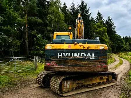 Pelles sur chenilles 2014 Hyundai ROBEX140LC9 (4)