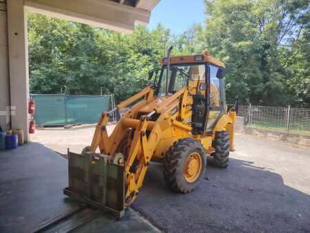 Rigid Backhoe Loader 2004 JCB 2CX (2)