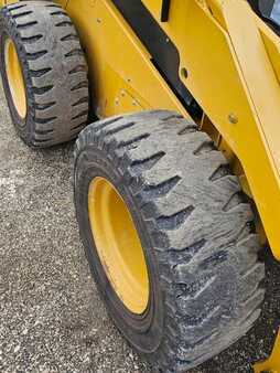 Kompakt lastare 2018 Caterpillar 262D (10)