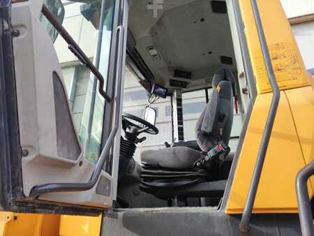 Kolové nakladače 2015 Volvo L110H (7)