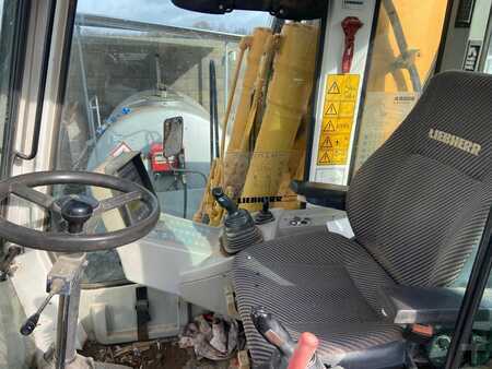 Mobilbagger 2001 Liebherr A900 (9)