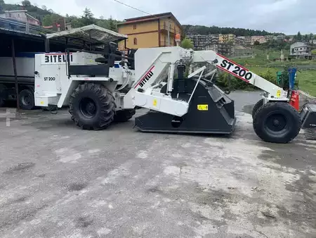 Kaavin 1996 Bitelli ST200 (6)