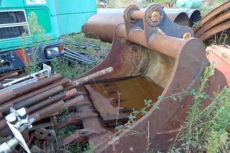 Rupsgraafmachines 2011 New Holland Construction E485B (12)