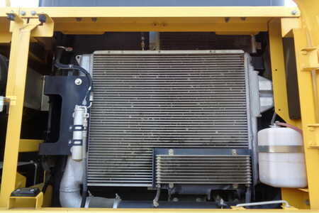 Rupsgraafmachines 2011 New Holland Construction E485B (9)