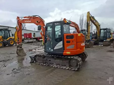 Annet 2019 Hitachi ZX85USB-6 (2)