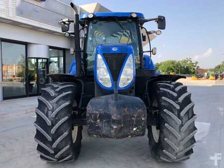 New Holland Construction T7.210