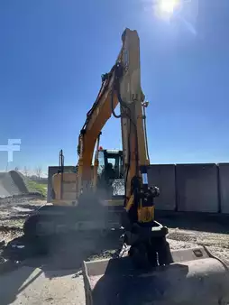 Escavatori cingolati 2008 JCB JZ140LC (2)