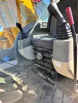 Escavatori cingolati 2008 JCB JZ140LC (8)