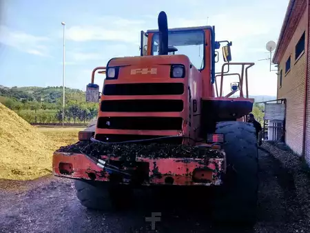 Carregadeira de rodas 2000 Fiat-Hitachi W270 (2)