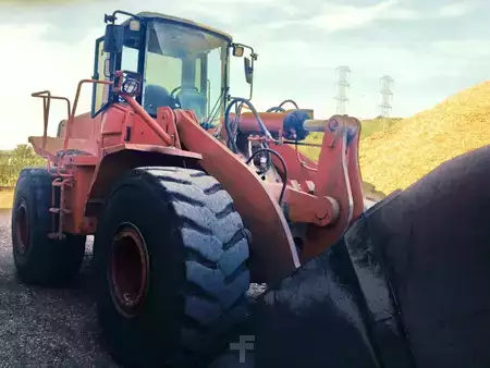 Carregadeira de rodas 2000 Fiat-Hitachi W270 (3)