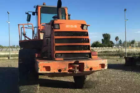 Carregadeira de rodas 2000 Fiat-Hitachi W270 (8)