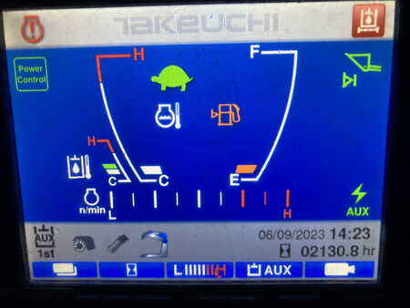 Takeuchi TL10V-2