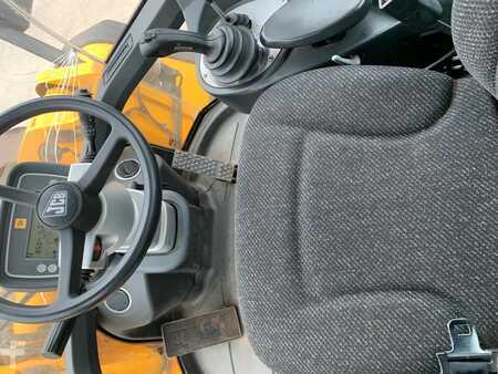 Pyöräkuormaajat 2006 JCB 456Z (14)