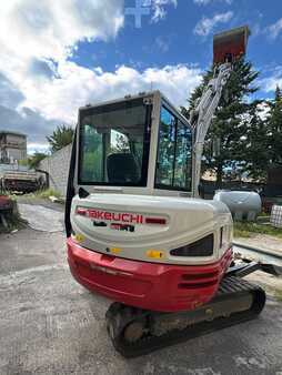 Minibagry 2022 Takeuchi TB240 (2)