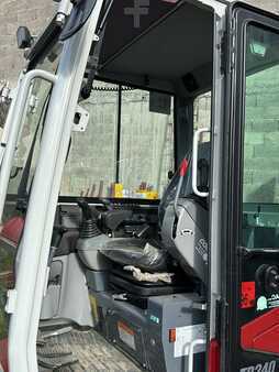 Minibagry 2022 Takeuchi TB240 (3)