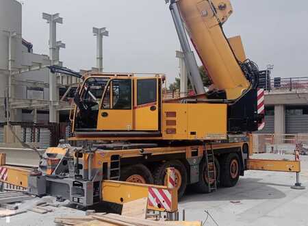 Demag AC70