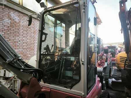 Minibagry 2024 Takeuchi TB335R (6)