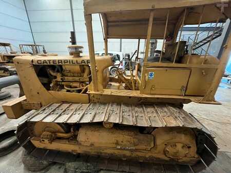 Caterpillar D4