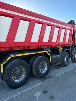 Camion 2007 Renault 420 (1)