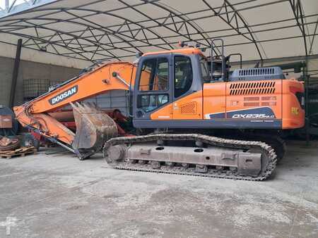 Korečková rýpadla 2018 Doosan DX235NLC (1)