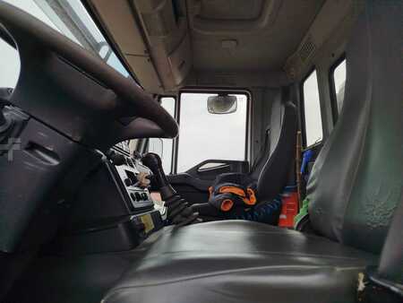 Camión 2010 Iveco 450 (5)