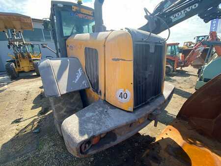 Pyöräkuormaajat 2012 JCB 457ZX (5)
