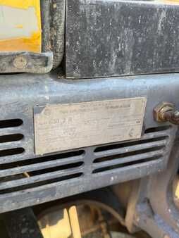 Minikaivinkoneet 2006 New Holland Construction E30.2R (10)