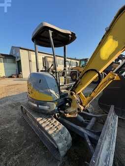 Minikaivinkoneet 2006 New Holland Construction E30.2R (2)