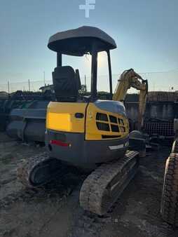 Minikaivinkoneet 2006 New Holland Construction E30.2R (3)