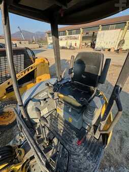 Minikaivinkoneet 2006 New Holland Construction E30.2R (7)