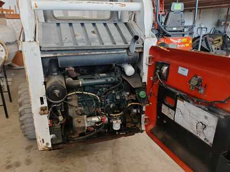 Kompakt rakodó 2004 Bobcat S175 (5)