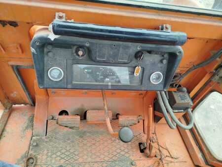 Nakládací pásová vozidla 1989 Fiat FL4M (4)