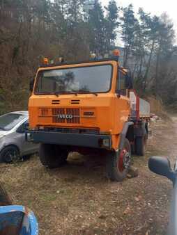 Náklaďák 1985 Iveco PC90 (1)