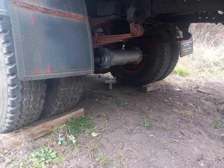 Náklaďák 1985 Iveco PC90 (6)