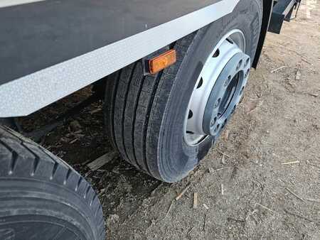 Náklaďák 2003 Iveco 350 (10)