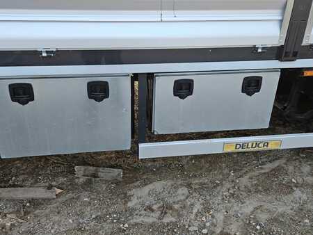 Náklaďák 2003 Iveco 350 (3)