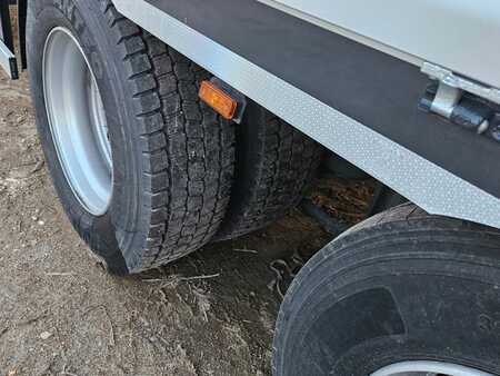 Náklaďák 2003 Iveco 350 (7)