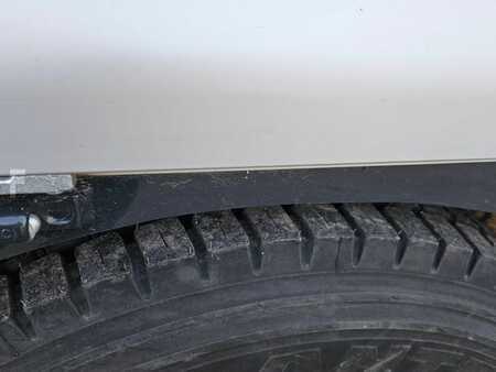 Náklaďák 2003 Iveco 350 (8)