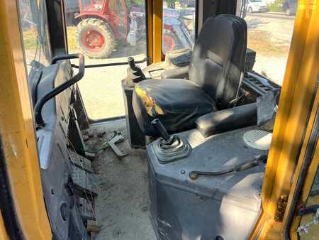 Ładowarki gąsienicowe 1990 Caterpillar FL14E (3)
