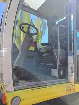Pelle sur pneus 1901 New Holland Construction MH CITY (6)