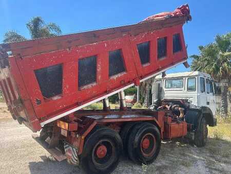 Lastebil 1991 Iveco 330-30 (7)
