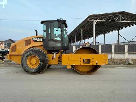 Walce  2020 Caterpillar CS54B (1)