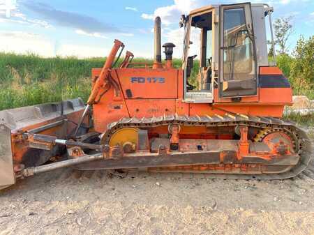 Bulldózerek 0 Fiat-Hitachi FD175 (7)