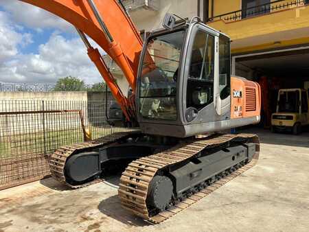 Escavadora de rastos 2011 Hitachi ZX210LCN-3 (1)